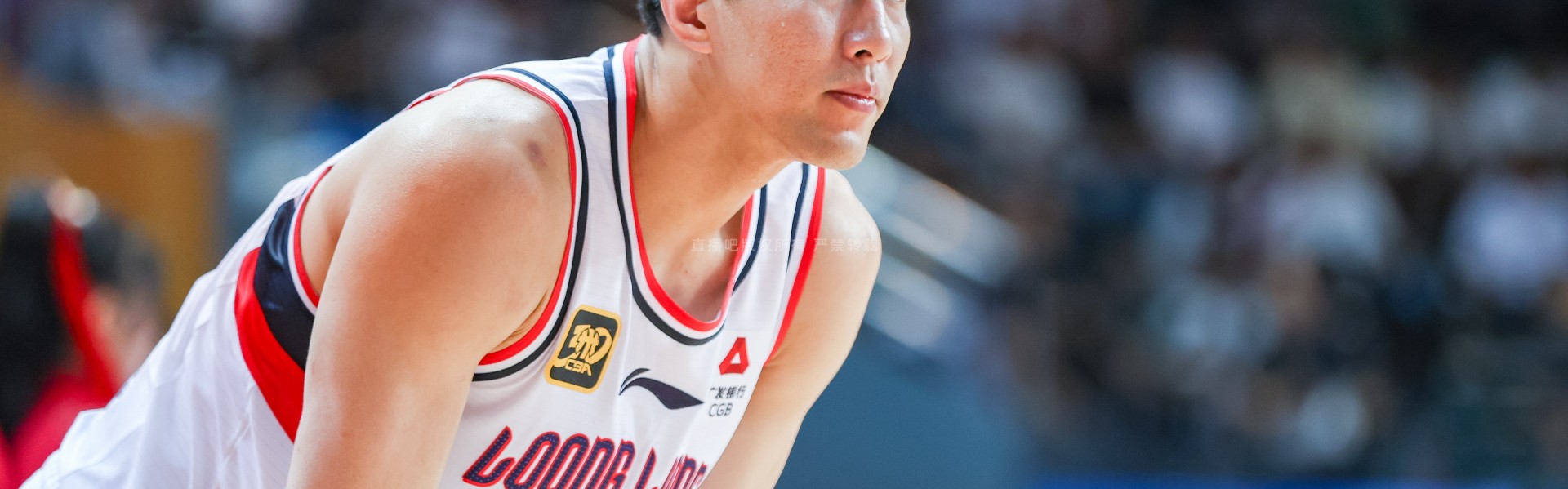 全场最佳！郭艾伦末节12分带队取胜 替补18分钟砍下19分3板2助