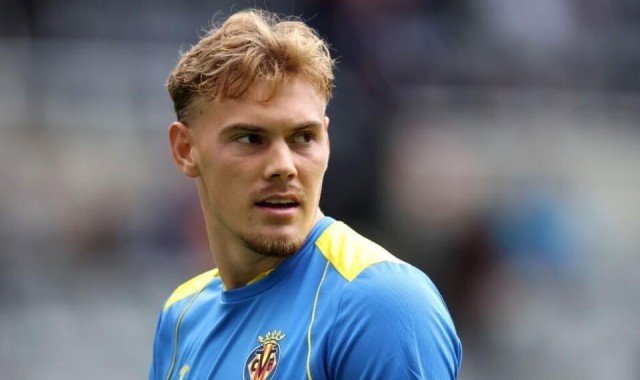 开元棋牌下载-巴黎9次射门进5球！蓝军门将射正亡，恩佐怒摔皮球朝他大吼